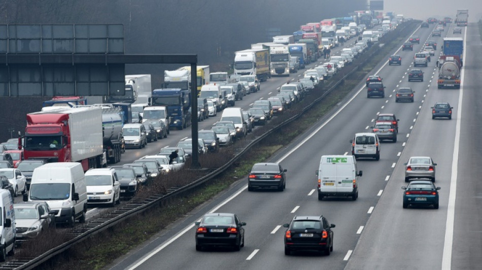 Autobahn 7 in Niedersachsen weiter auf mehr als 50 Kilometern gesperrt