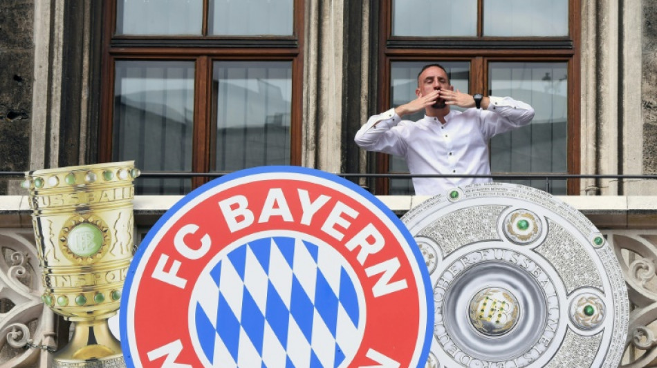 Foot: Rib&eacute;ry, ex star des Bleus et du Bayern, raccroche officiellement