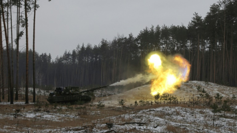 L'Ukraine déplore "l'indécision" des Occidentaux sur les livraisons de chars lourds
