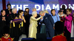 Celebs bid fond farewell to 'our greatest Queen'