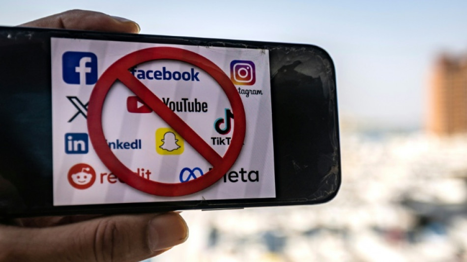  Umfrage: Mehrheit f&uuml;r Social-Media-Verbot f&uuml;r unter 16-J&auml;hrige 