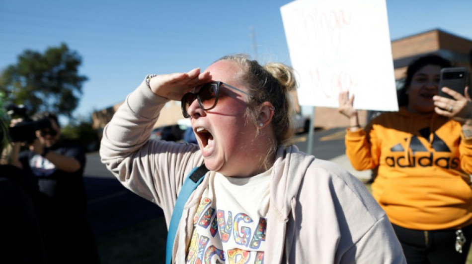 Pr&egrave;s de Chicago, des Am&eacute;ricains &eacute;l&egrave;vent la voix contre la politique de Trump sur l'immigration