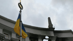 Ukraine: un missile a été utilisé pour frapper le siège du gouvernement dimanche, selon Kiev