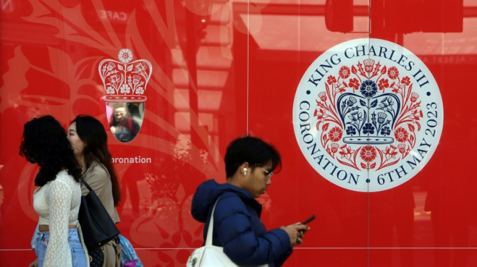 A la sombra de Isabel, la coronaci&oacute;n de Carlos apasiona poco a los brit&aacute;nicos