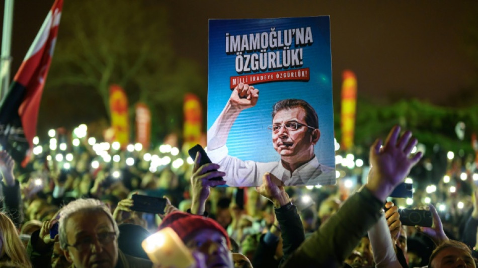  Turquie: l'opposition toujours sous pression en plein proc&egrave;s du maire d'Istanbul 