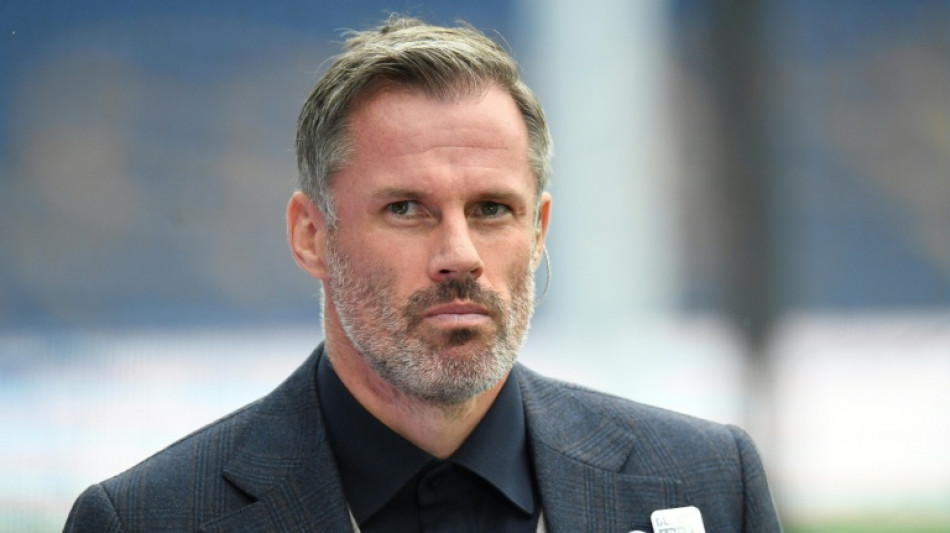  Aston Villa to take legal action against pundit Carragher 