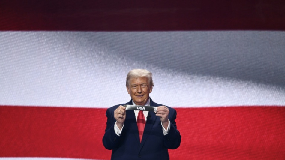  'Não faz sentido': Trump quer mudar nome do futebol americano 