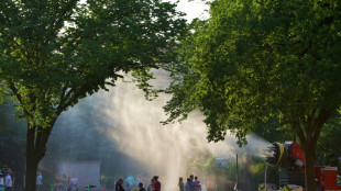 Record-smashing US heat wave surges from West to East