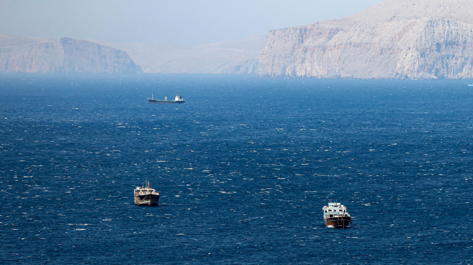  Teheran, contattati da diversi Paesi per un passaggio sicuro a Hormuz 