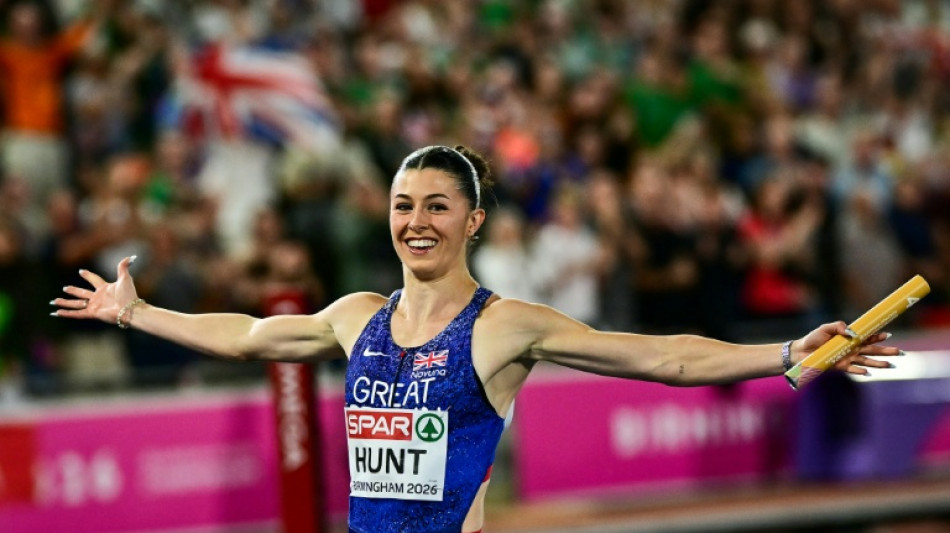  Records for Asher-Smith, Hunt as Britain win 4x100m mixed relay 