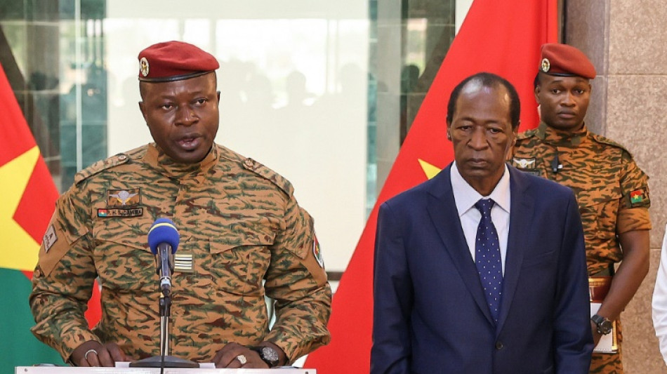 Violence jihadiste au Burkina: Damiba appelle à
