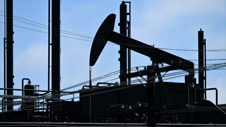 Russland k&uuml;ndigt Drosselung der &Ouml;lproduktion um f&uuml;nf Prozent im M&auml;rz an 