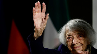 Linke h&auml;lt auf Parteitag Gedenkminute f&uuml;r verstorbene Margot Friedl&auml;nder ab