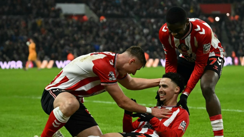  Sunderland rout 'childish' Burnley 