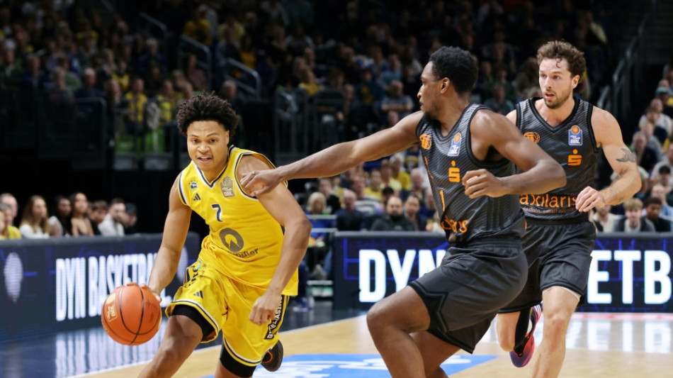  BBL: Meister Berlin dreht sp&auml;t auf und siegt zum Auftakt 