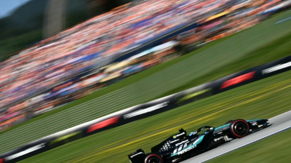  Russell snatches controversial pole in Austria after Verstappen crash 