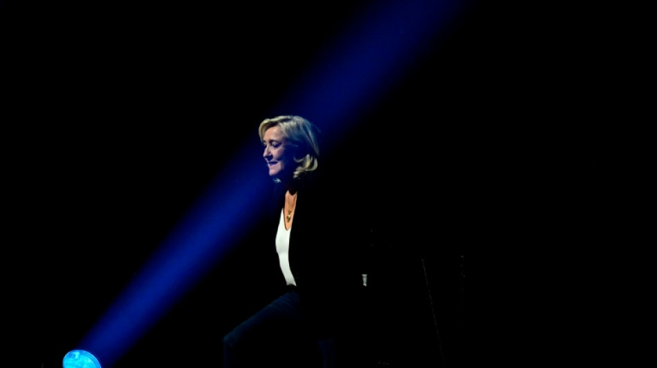  TotalEnergies: taxation des surprofits si le plafonnement des prix n'est pas suffisant (Le Pen) 