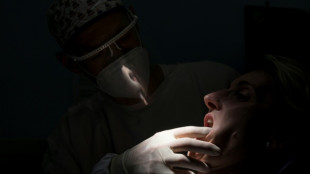 A Marseille, deux dentistes jugés pour des mutilations sur 322 patients