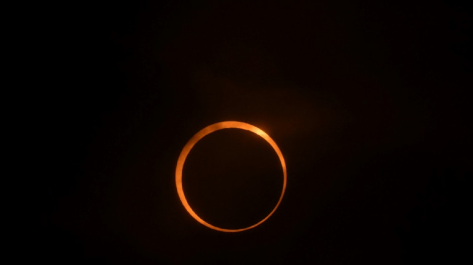 Une &eacute;clipse avec "anneau de feu" r&eacute;gale l'extr&ecirc;me sud de l'Am&eacute;rique