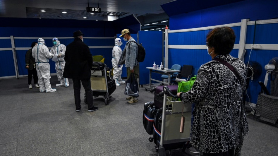 China reduce a la mitad la duraci&oacute;n de las cuarentenas para las llegadas del extranjero