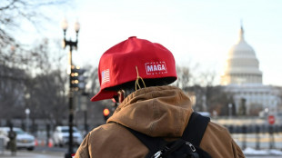 Bericht: Trump wird nicht sofort Z&ouml;lle verh&auml;ngen - Dollar f&auml;llt