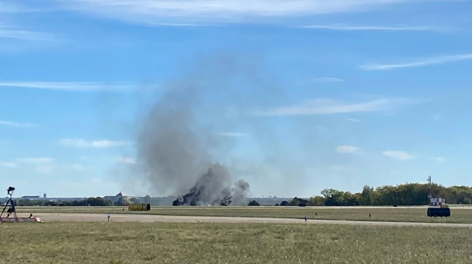 Six dead in mid-air collision at Texas WWII show: authorities