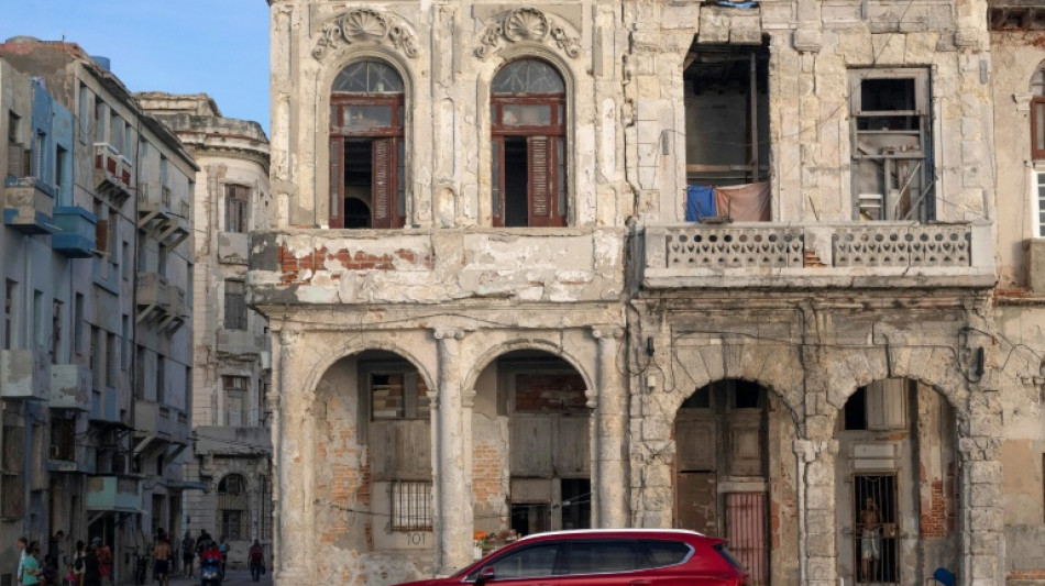  Reformas em Cuba: guinada ao modelo chin&ecirc;s ou ao capitalismo olig&aacute;rquico? 