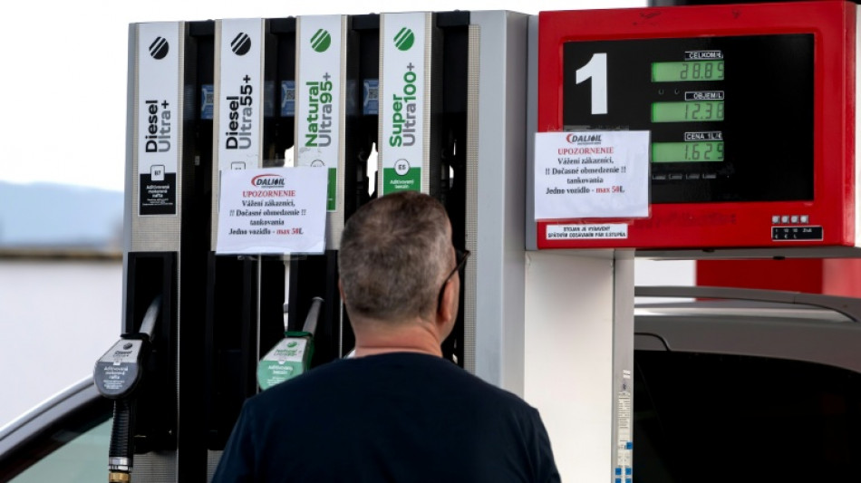  Slovakia curbs diesel sales, ups prices for foreigners 