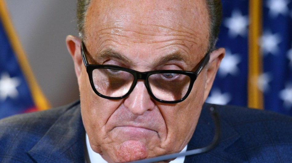 Rudy Giuliani &eacute; processado nos EUA por ass&eacute;dio e agress&atilde;o sexual