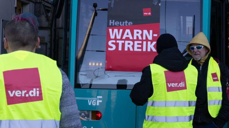 Verdi-Chef Werneke kündigt einzelne Warnstreiks bis Sonntag an 