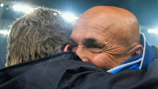Napoli foi campeão com a "proteção" de Maradona, diz técnico Spalletti