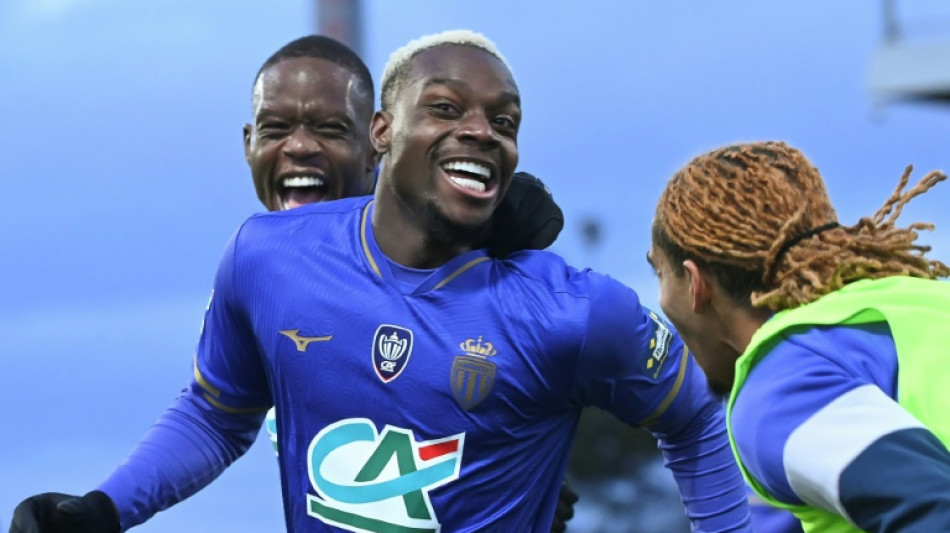 Coupe de France: Monaco &eacute;vite la crise en &eacute;cartant Orl&eacute;ans