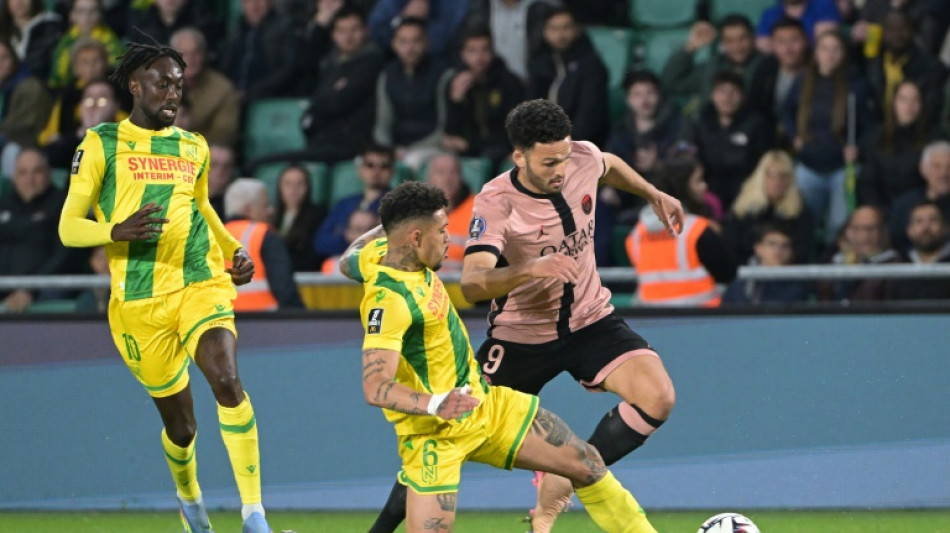 Ligue 1: sans éclat, Paris accroché à Nantes