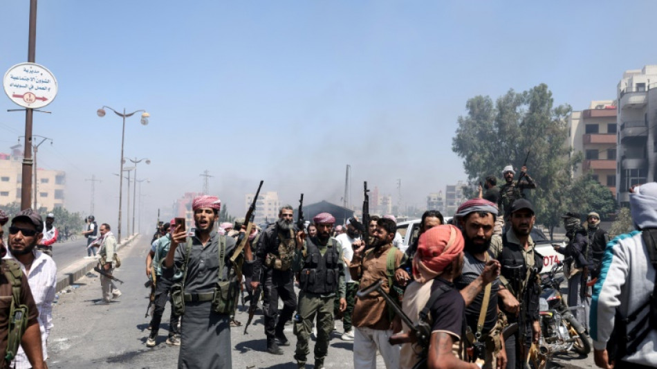 Séptimo día de combates en Siria pese al anuncio de un alto el fuego