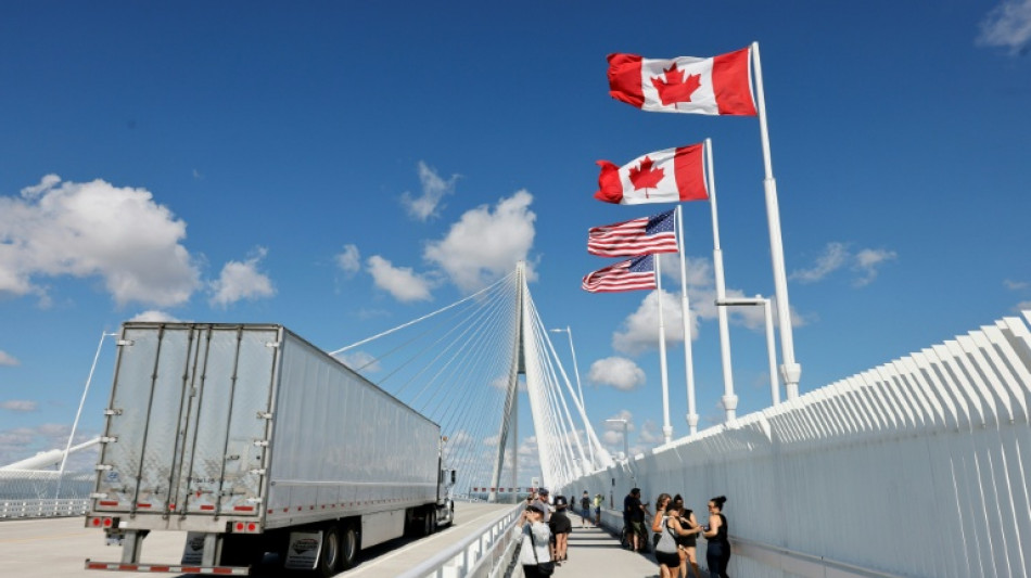  Los aranceles de Canad&aacute; sobre productos de EEUU entran en vigor 