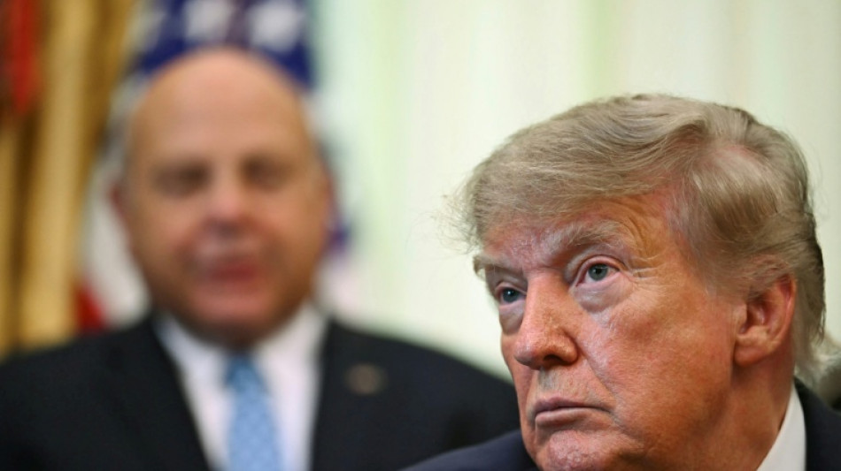  Trump: Putin will Nato nicht angreifen - Gesandte mit Ukraine-Plan unterwegs 