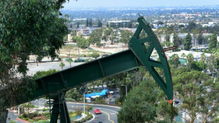 Los Angeles busca prohibir la extracción de petróleo en áreas urbanas