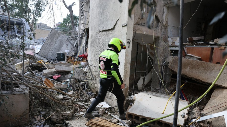 Media Iran, raid Israele su ospedale nell'ovest del Paese