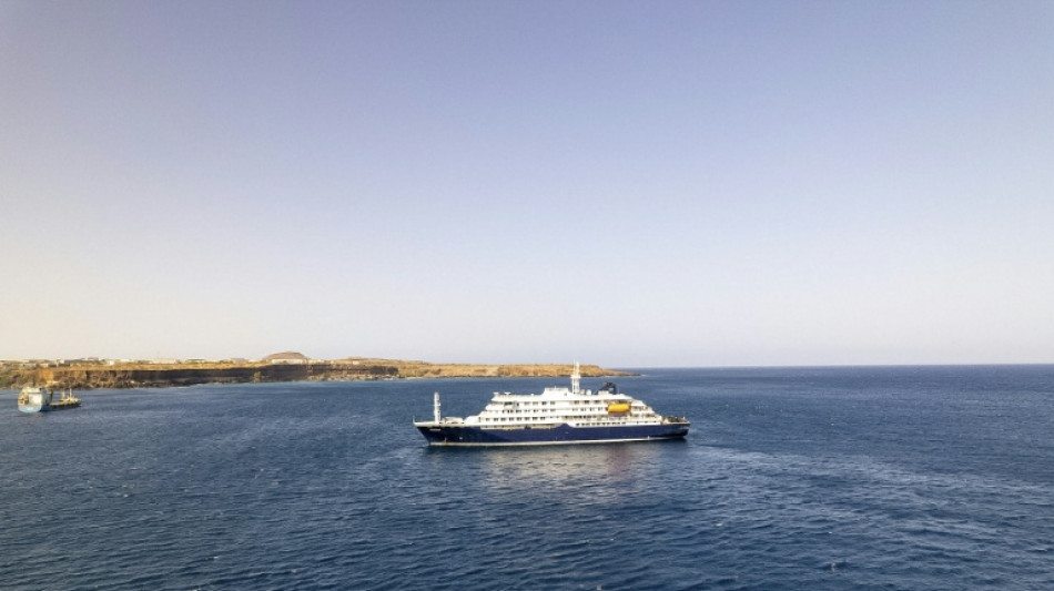  Canarias, posible destino para desembarco del crucero con hantavirus 