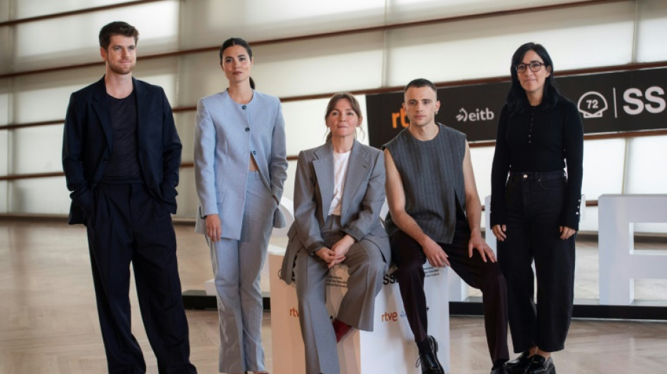 La serie televisiva española "Querer", premiada en el festival de Lille