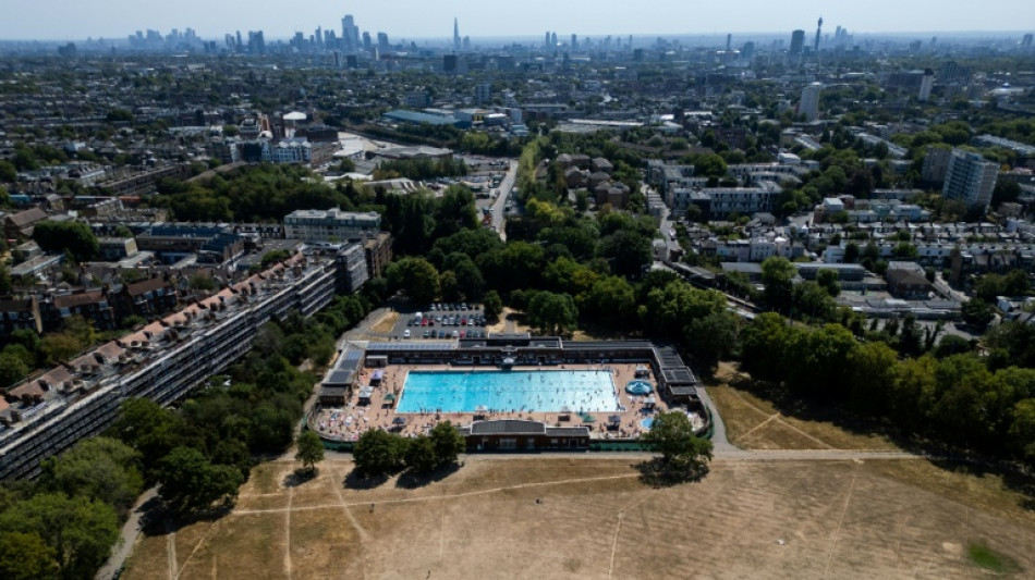  UK 'on course' to record warmest summer for second year in a row 