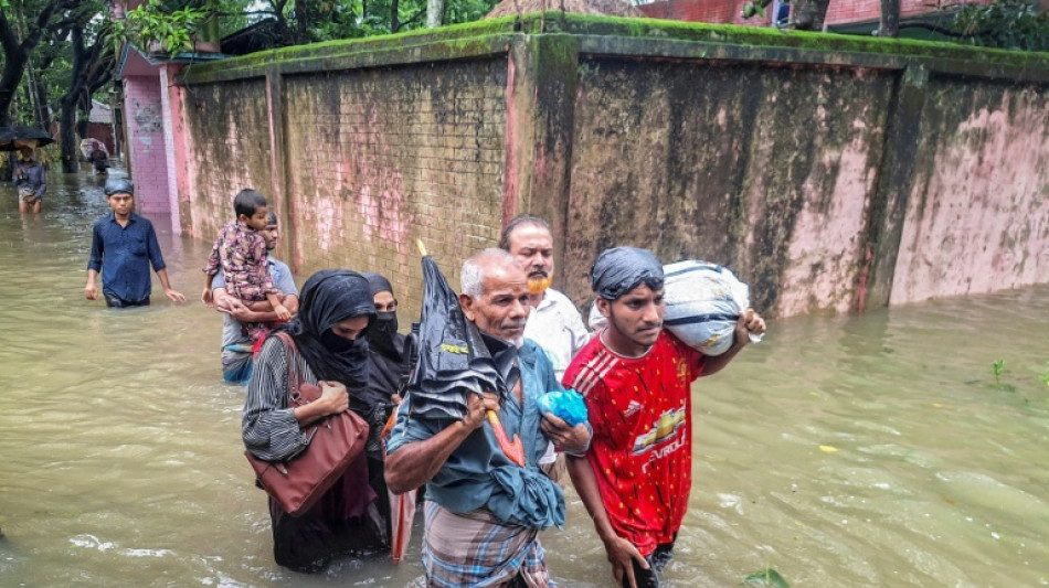  La mousson au Bangladesh fait au moins 50 morts et des milliers de d&eacute;plac&eacute;s 