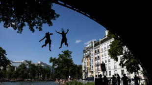 La canicule s'intensifie en Europe, temp&eacute;rature record en France et attendue en Angleterre 