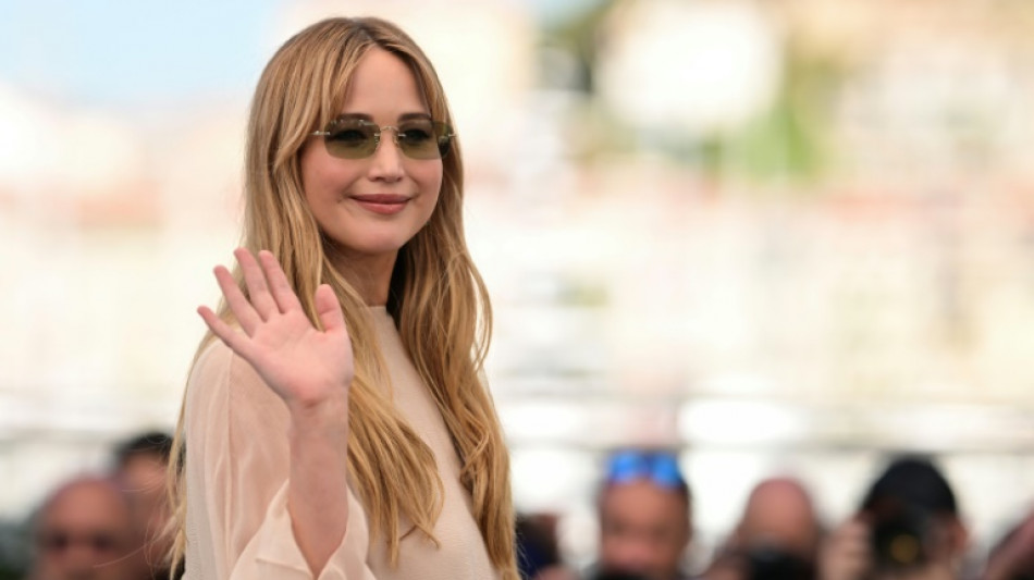 Jennifer Lawrence se entrega a la maternidad y a la locura en Cannes con "Die, My Love"