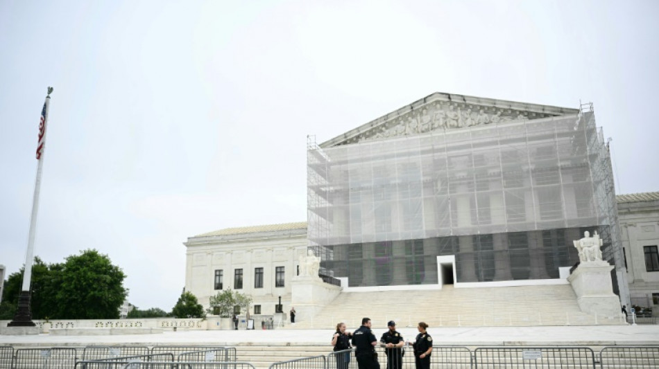 La Cour supr&ecirc;me limite les pouvoirs des juges am&eacute;ricains de bloquer des d&eacute;cisions de l'ex&eacute;cutif