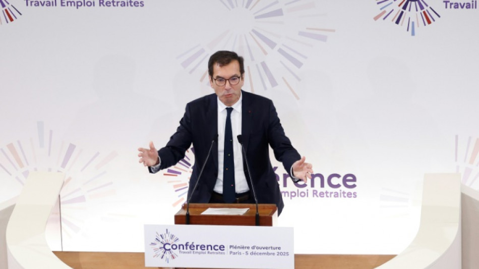  Retraites et travail: la conférence sociale cherche à voir loin, en plein débat budgétaire 