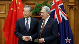 Chinas Außenminister Wang lobt bei Neuseeland-Besuch Beziehungen zu Wellington