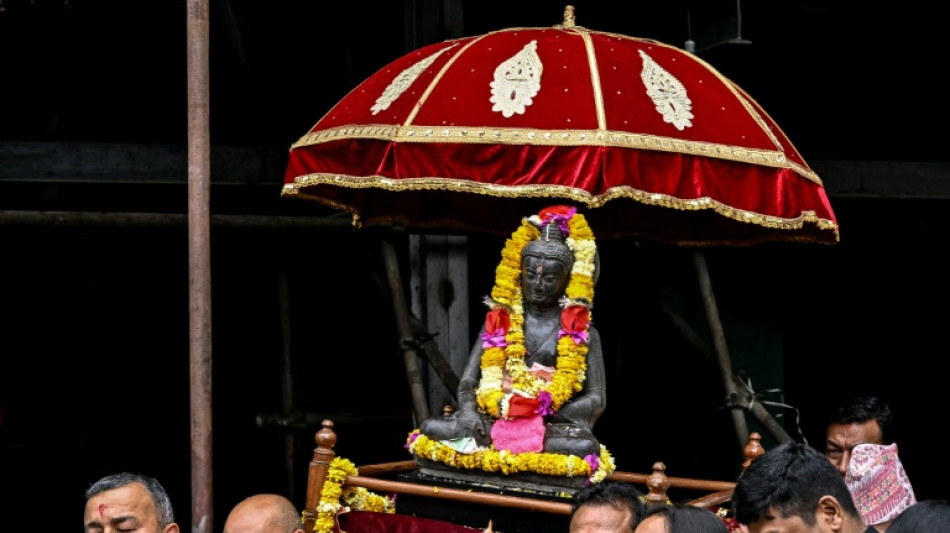  Nepal temple celebrates return of stolen Buddha statue 