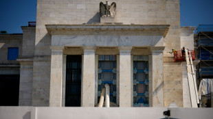 US Fed holds firm against Trump pressure as divisions emerge