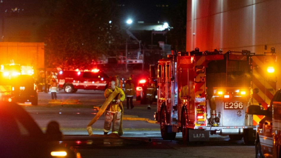 Tr&ecirc;s mortos em acidente de helic&oacute;ptero de not&iacute;cias em Los Angeles 
